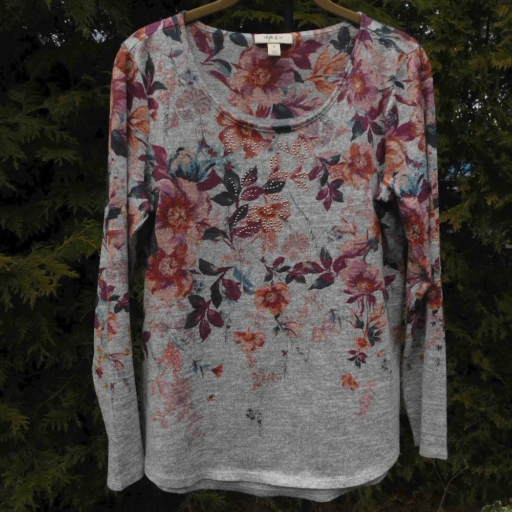 Style & Co Beautiful Sequined Floral Print Lightweight Round Neck Sweater